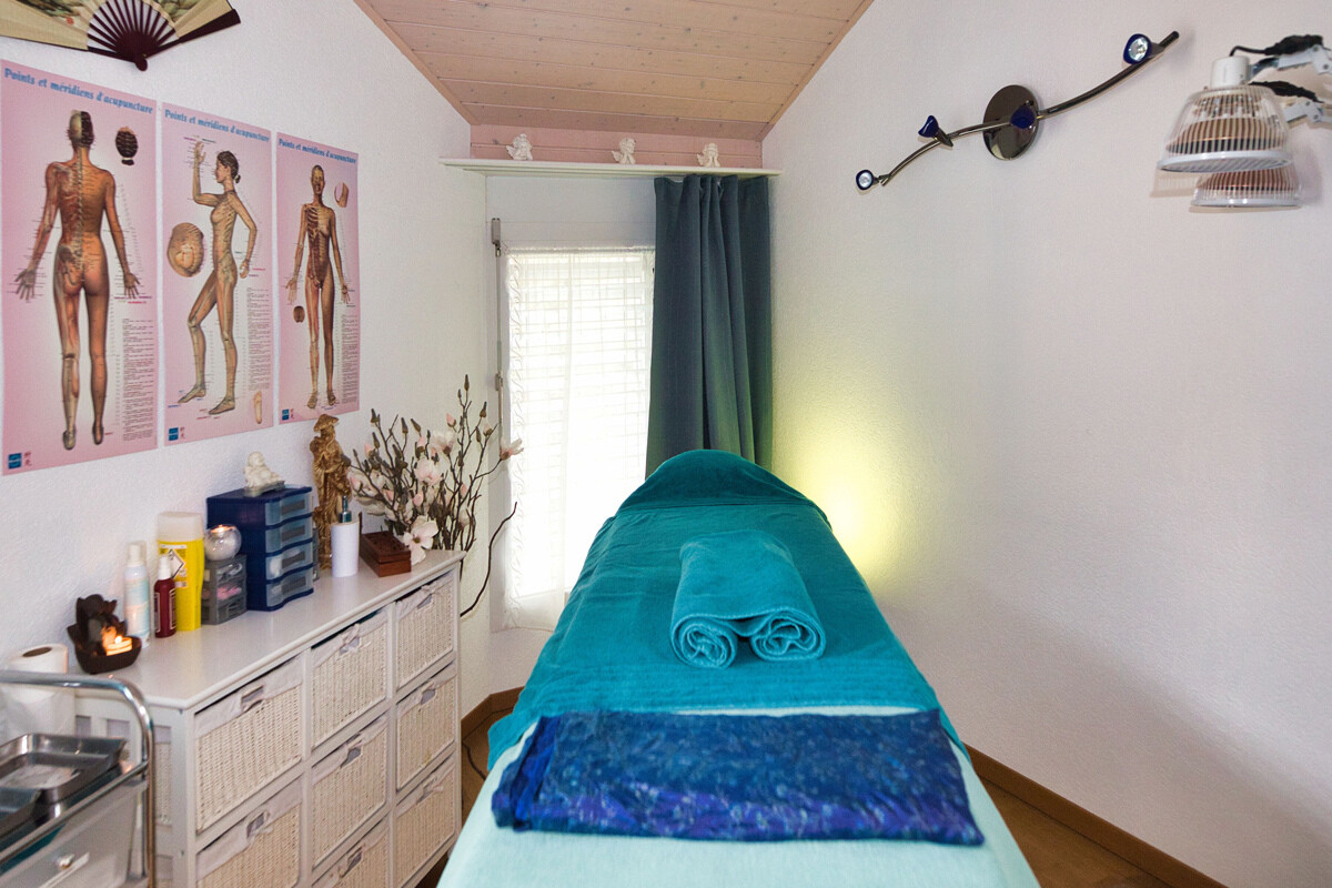 Cabinet Yan Qi - A propos